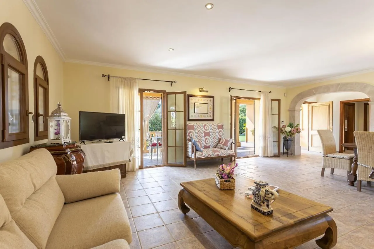 Villa Can Xispa Family Inca  İspanya