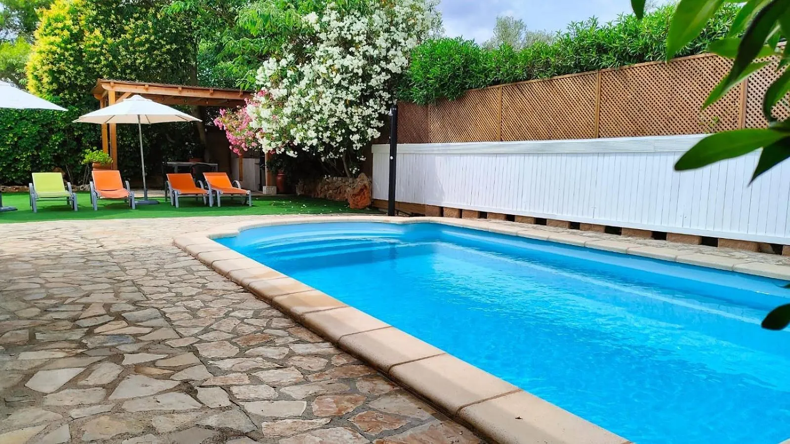 Villa Can Xispa Family Inca  İspanya